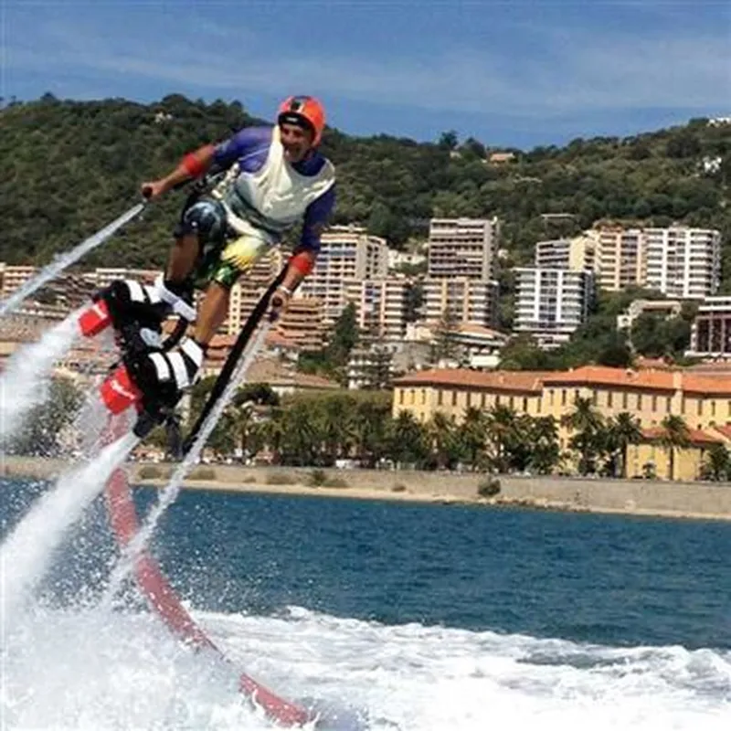 Initiation au Flyboard à Porticcio