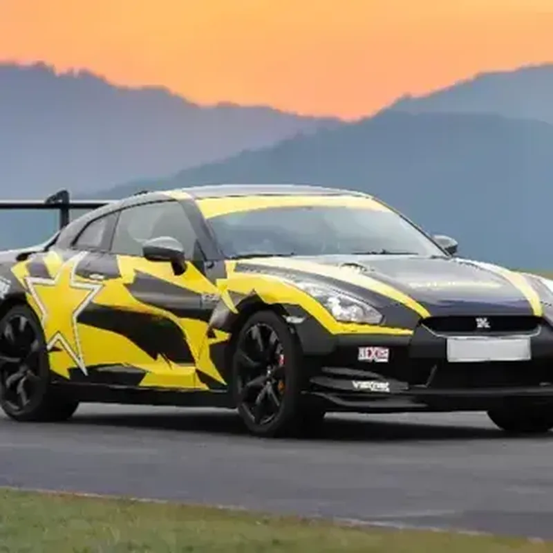 Billet Stage Enfant en Nissan GTR à Brissac