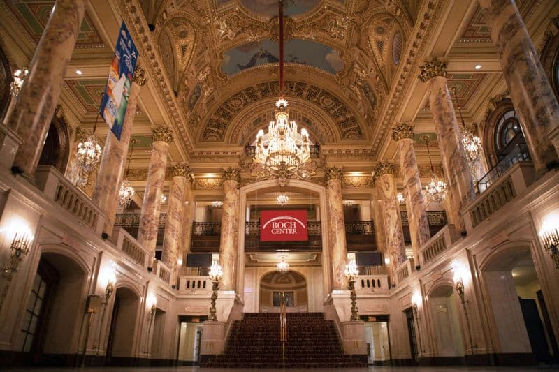 Boston : Folk Americana Roots Hall of Fame & Boch Center Wang Theatre Tour