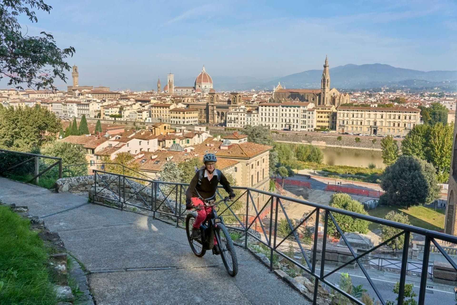 Billet Florence : Visite guidée en E-bike + Visite du Piazzale Michelangelo + Dégustation de surprises