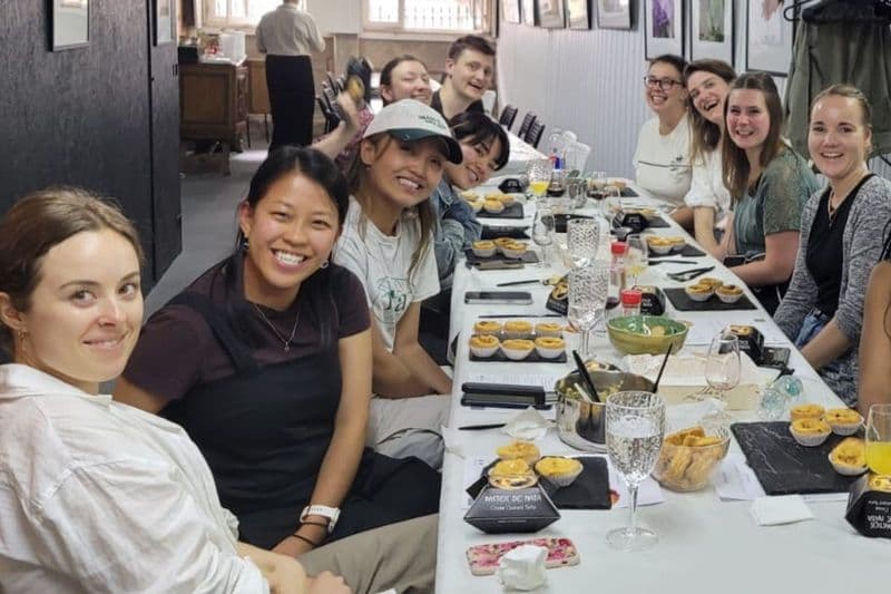 Porto : Cours de cuisine sur le Pastel de Nata à la Rua da Bainharia + collations et vin