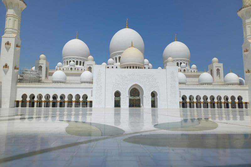 Billet Excursion d'une demi-journée au départ de Dubaï : Grande mosquée Sheikh Zayed, temple hindou BAPS