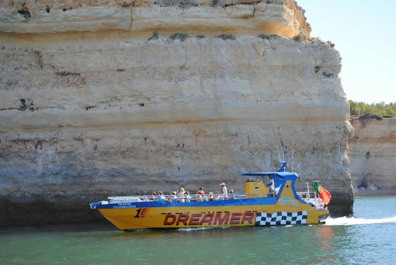 Benagil et observation des dauphins : excursion en jet boat depuis Albufeira