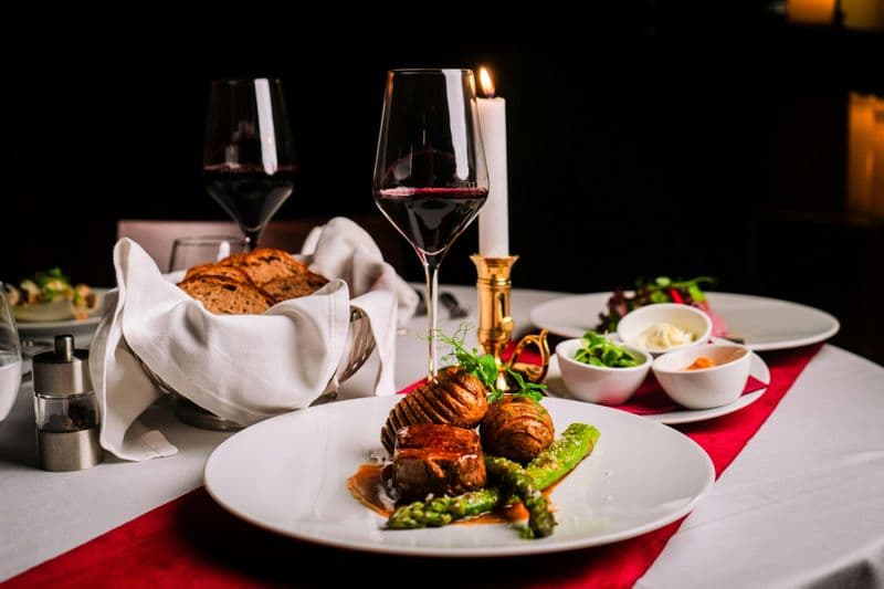 Théâtre Mirage : Nuit Des Lumières Dîner-concert aux chandelles