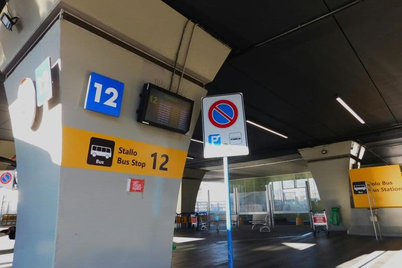 Billet Aéroport de Fiumicino : Transfert en bus aller simple depuis la Cité du Vatican