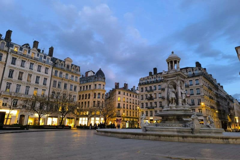 Billet Lyon : Visite guidée de la gastronomie au coucher du soleil