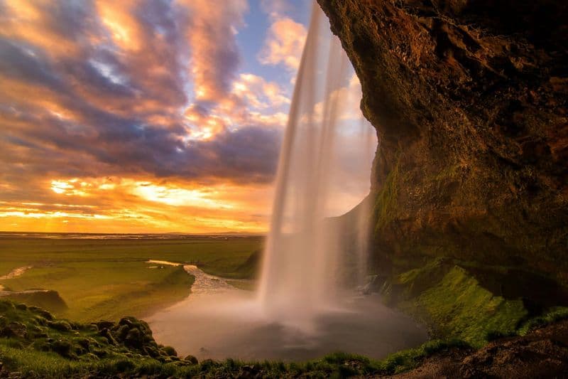 Sagas de la côte sud : Plage de sable noir, cascades et glacier