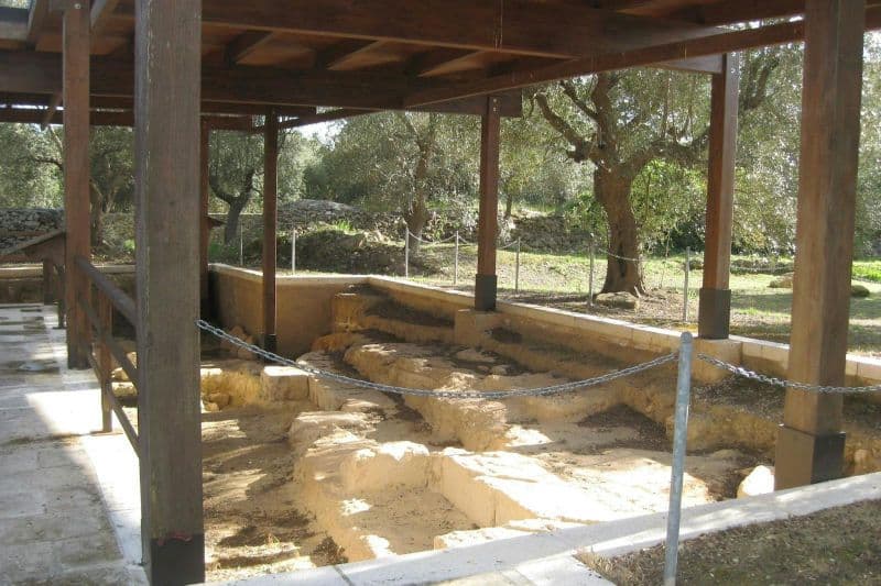 Billet Villa Castelli : visite à pied avec dégustation d'huile d'olive