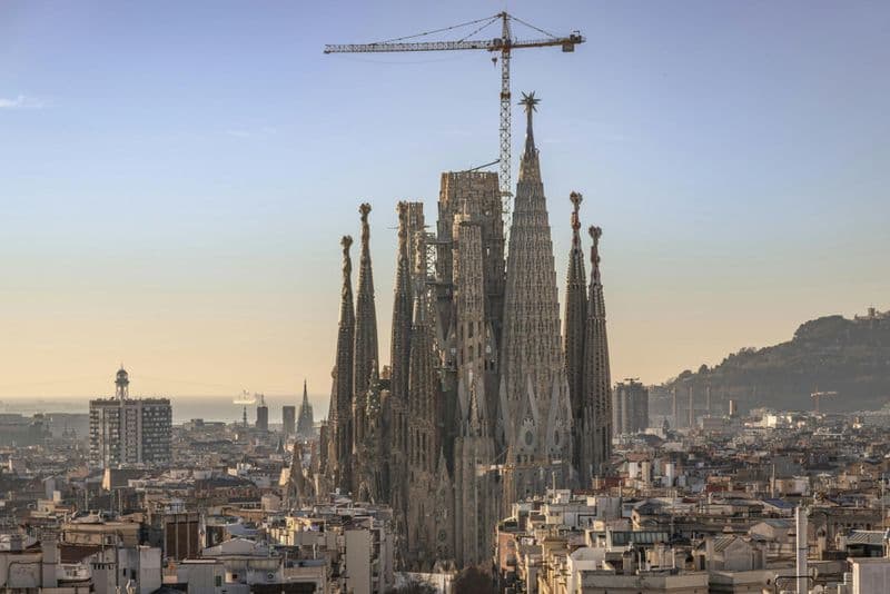 Sagrada Familia : Billet avec entrée rapide & Accès à une tour