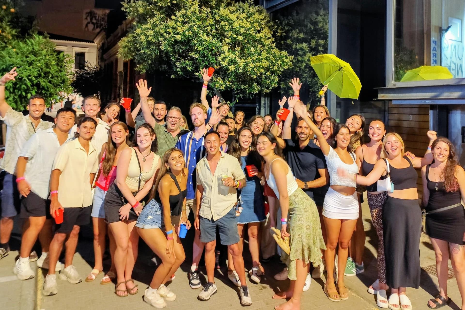 Billet Athènes : Tournée des bars + boissons illimitées + entrée en boîte de nuit