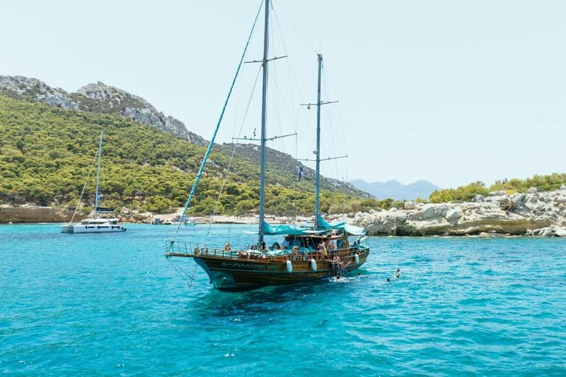 Billet Agistri, Moni/Metopi et Égine : Croisière au départ d'Athènes + Déjeuner et boissons à volonté