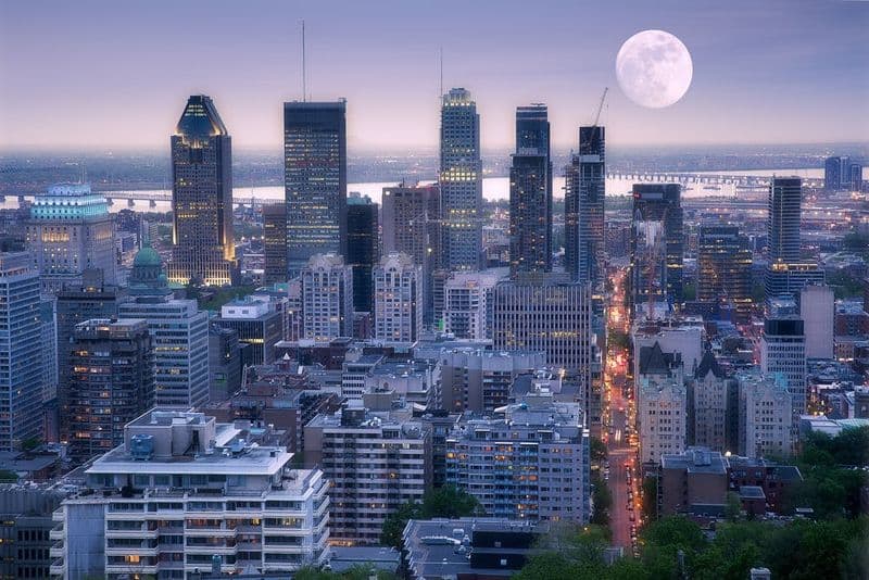 Billet Montréal : Tour panoramique de nuit + billet d'entrée à La Grande Roue de Montréal