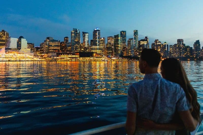 Billet Vancouver : Dîner-croisière en soirée