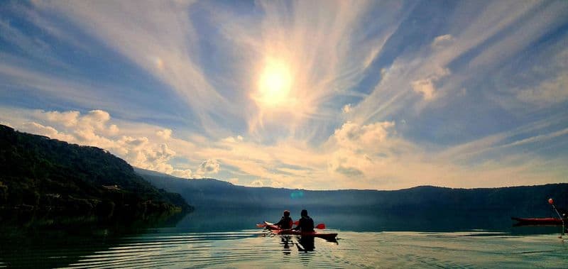Visite du lac d'Albano en kayak