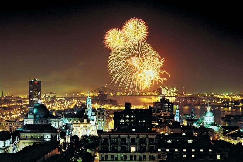 Montréal : Bus Hop-on Hop-off Tour de nuit