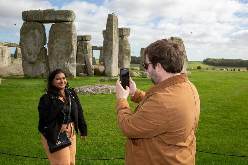 Billet Stonehenge : Entrée avec audioguide + Transport Premium depuis Londres