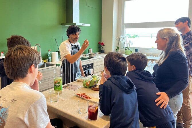 Atelier de cuisine espagnole en bord de mer (tapas + 3 plats + boissons)