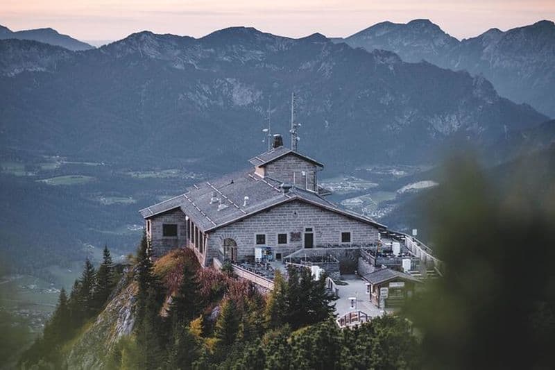 Excursion en vélo électrique dans le Nid d’Aigle en petit groupe