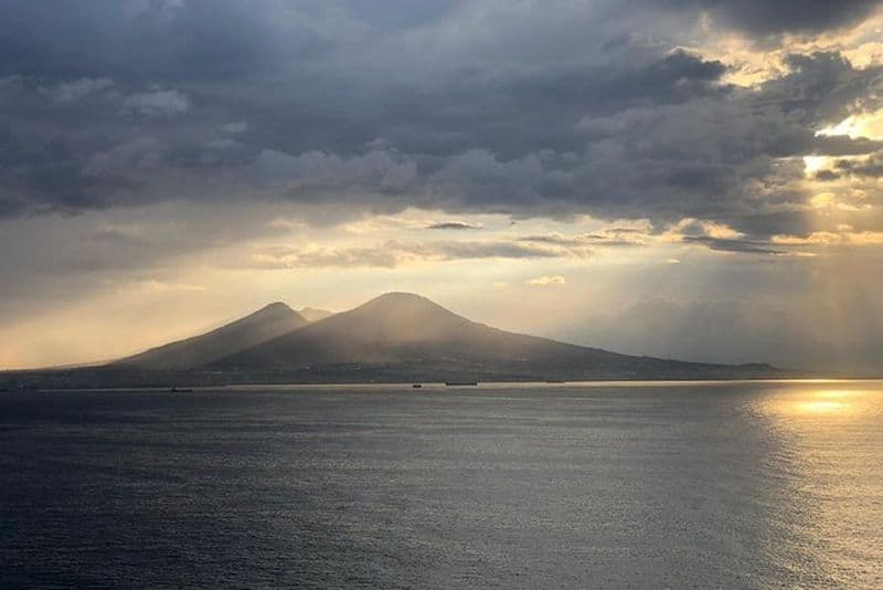 Chauffeur privé Naples Italie Journée complète 8 heures