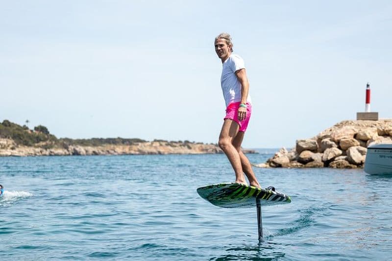 E-Foil Academy Majorque | Apprenez à survoler la mer !