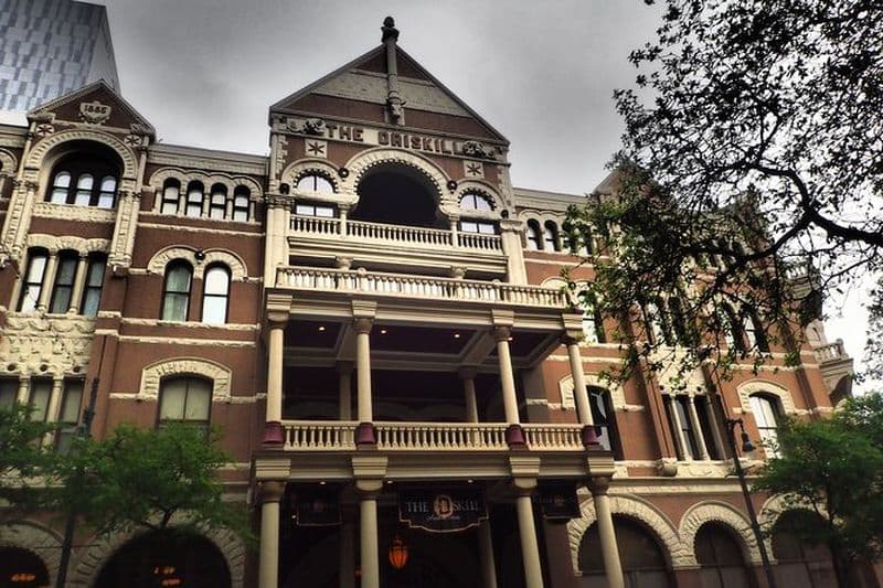 Aventure de chasse au trésor dans le centre-ville d'Austin