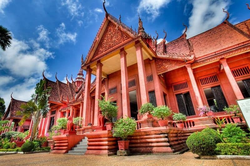 Billet Visite privée de 4 heures du musée national et du palais royal de Phnom Penh