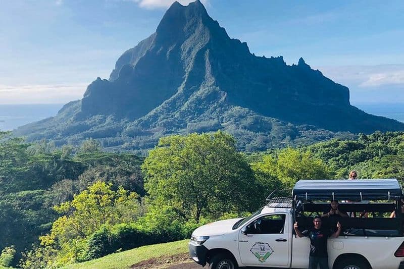 Excursion Guidée en 4x4 à Moorea entre Terre et Mer