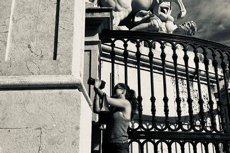 Expérience de photographie de rue cinématographique à Madrid