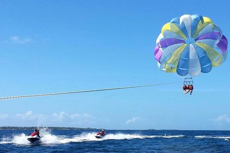 Parachutisme ascensionnel épique et aventure en jet ski à Mactan Cebu