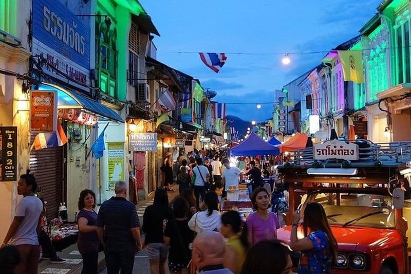 Visite à pied de la nourriture de la rue nocturne de Phuket