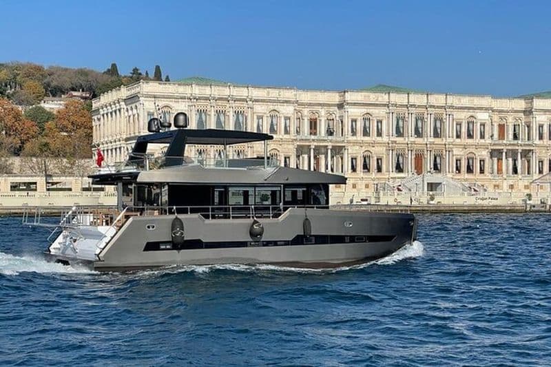 Istanbul: Location de catamaran privé pour événements spéciaux