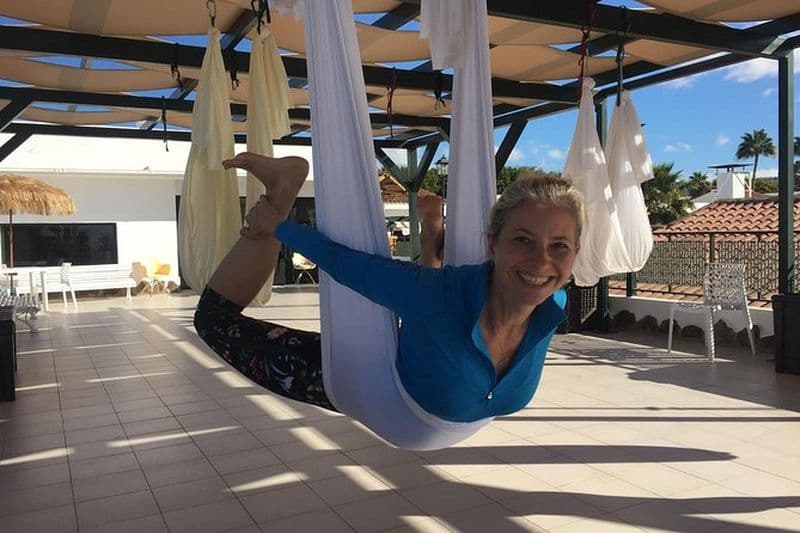 Expérience de yoga aérien à Maspalomas, Espagne