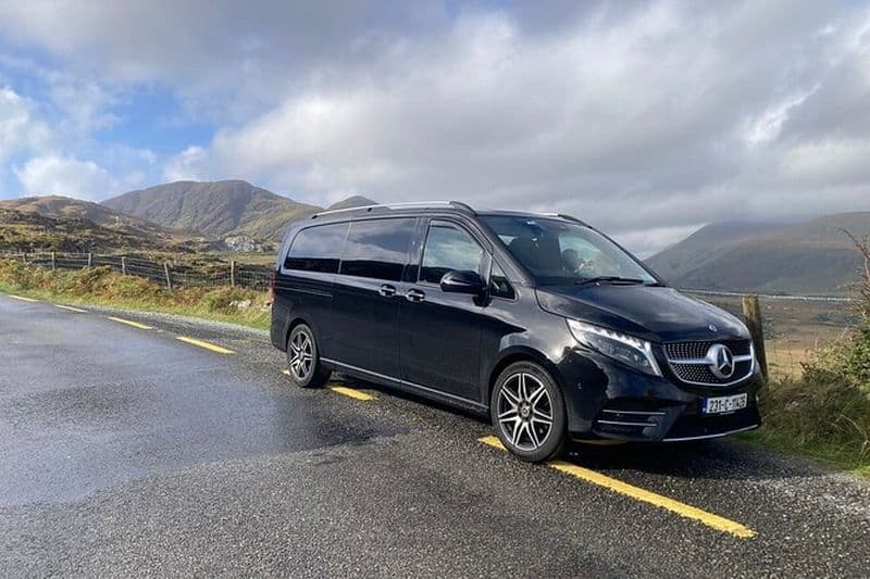Visites de plusieurs jours en chauffeur privé en Irlande – monospace Luxury Line XL