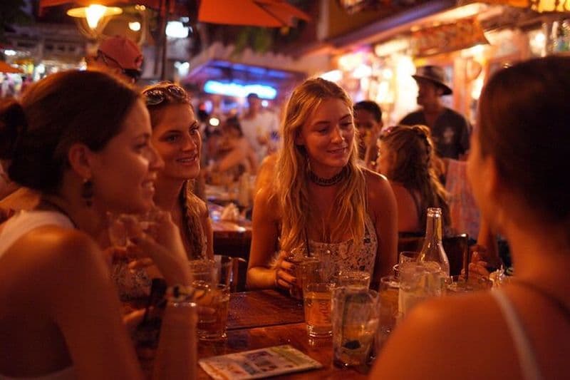 Guadalajara Pub Crawl : Boissons et jeux de fête gratuits