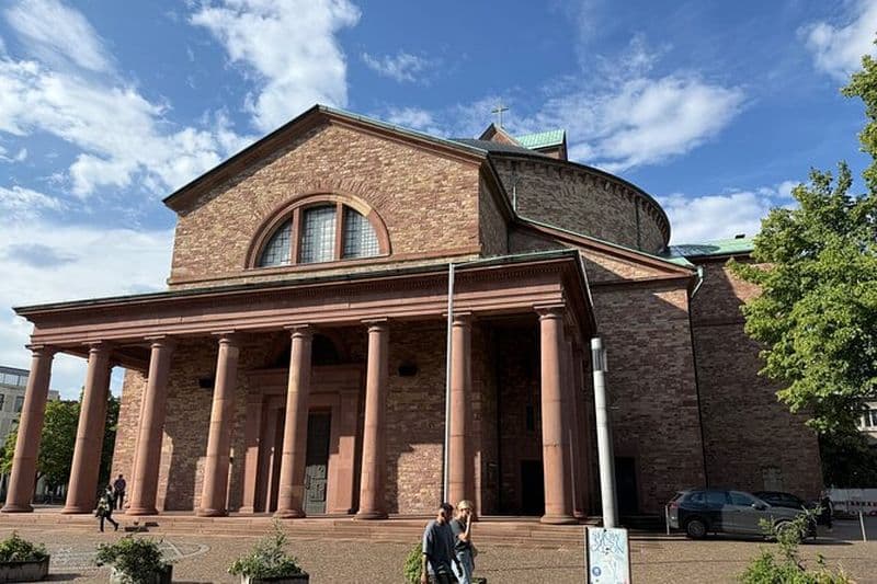 Évadez-vous de la ville Karlsruhe City Walk avec Puzzles