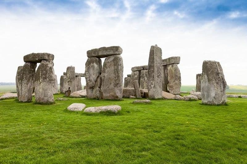 Billet Stonehenge, château de Windsor et Bath avec déjeuner dans un pub de Lacock