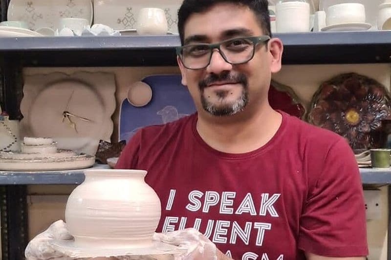 3 heures d'expérience de fabrication de poterie dans un studio à Mumbai