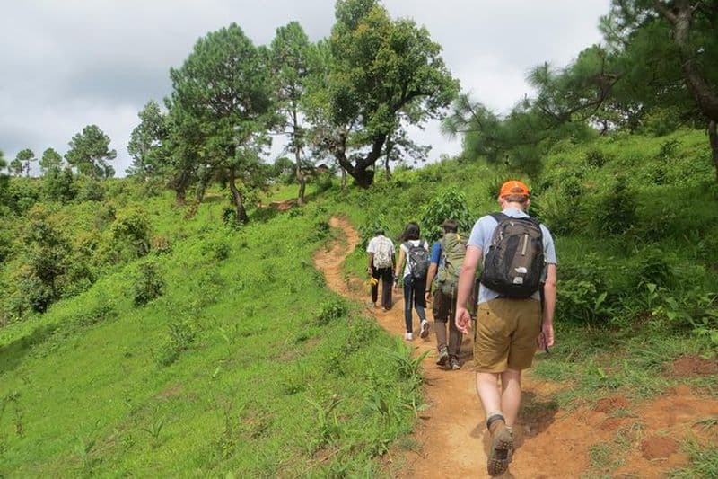 Journée complète du lac Inle Trekking