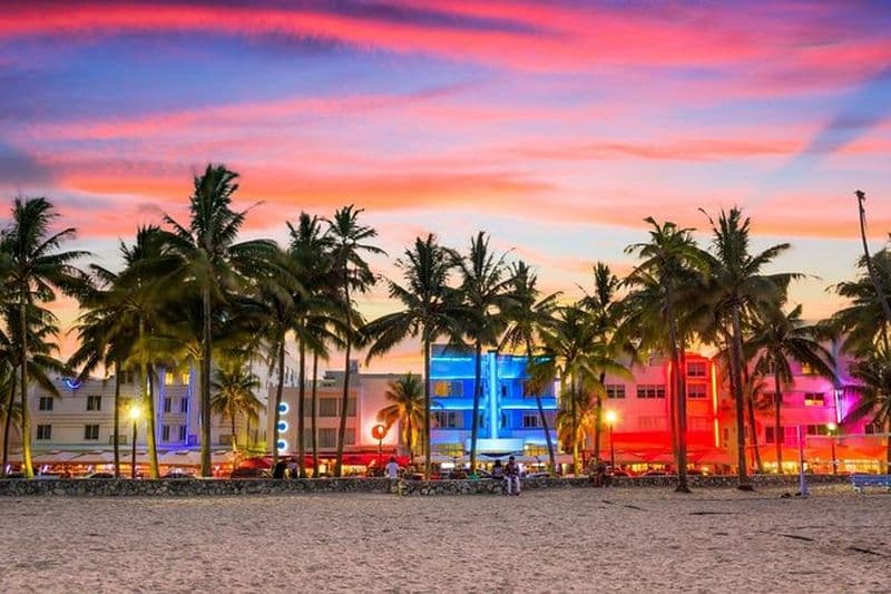 Chasse au trésor autoguidée : couleurs et culture de Miami Beach