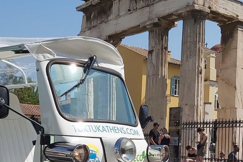 Athens by Night sur E-Tuk Tuk