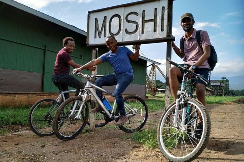 Excursion d'une journée à vélo dans la ville de Moshi