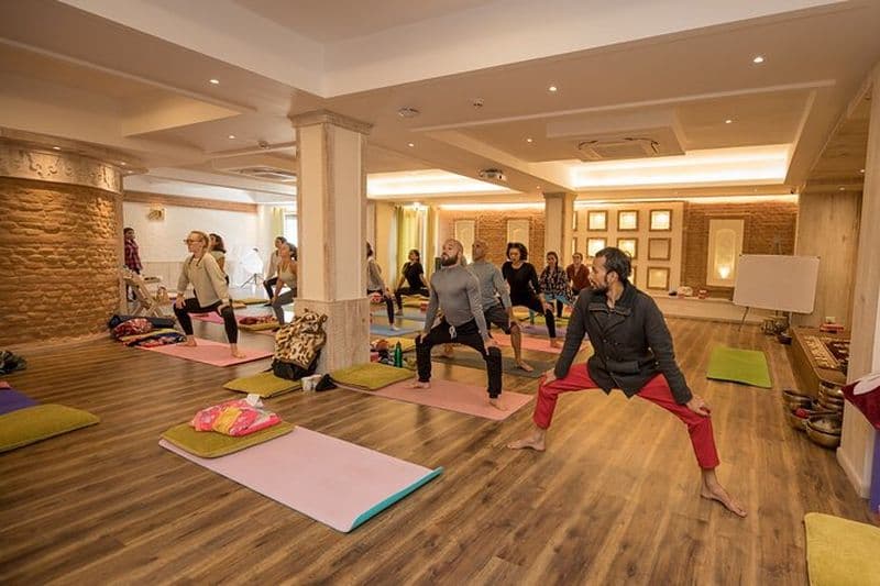 25 jours-300h de formation avancée de professeur de yoga au Népal