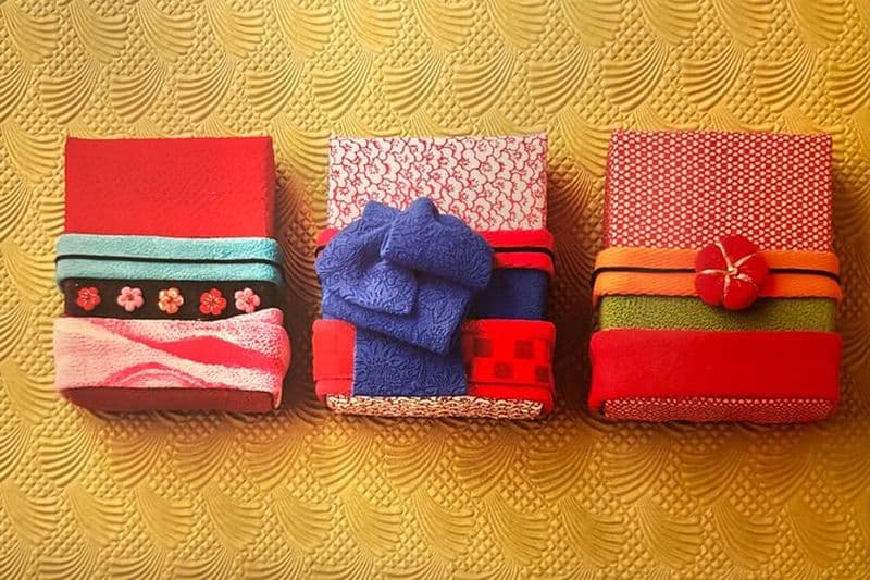 Faire des bonbons japonais mignons avec de l'argile à Tokyo