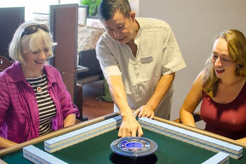 Visite à pied de 3 heures dans le parc populaire de Chengdu et apprentissage du mahjong
