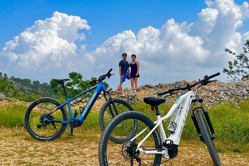 Aventure guidée en vélo électrique sur l'île de Hvar