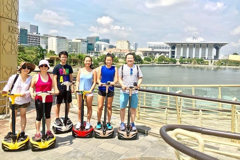 Visite guidée Eco Ride Segway à Putrajaya, ville dans le jardin