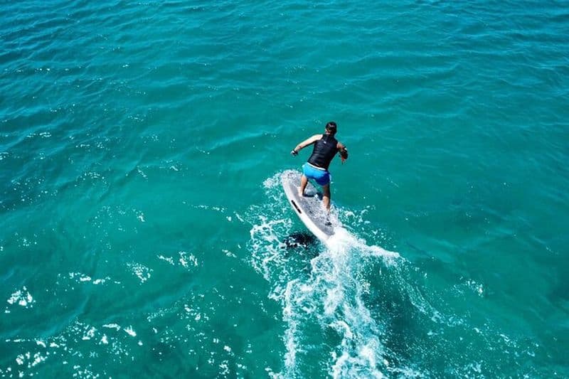 Voler au-dessus des vagues - efoil Sibenik