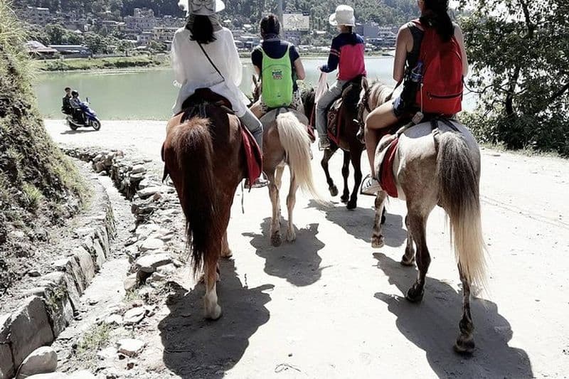 Équitation à Sarangkot, trekking à Pokhara à Sarangkot