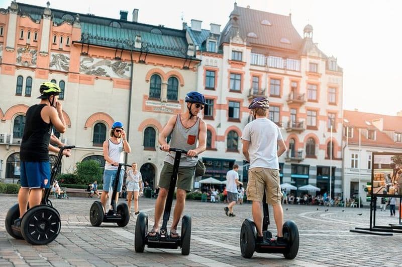 Visite en Segway de Gdańsk : visite complète (vieille ville + chantier naval) de 3 heures