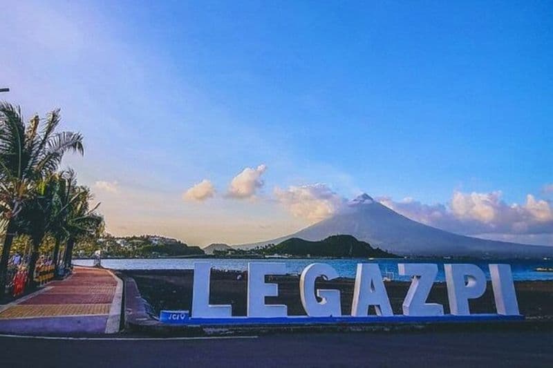 Albay Philippines : visite partagée avec balade en VTT en option